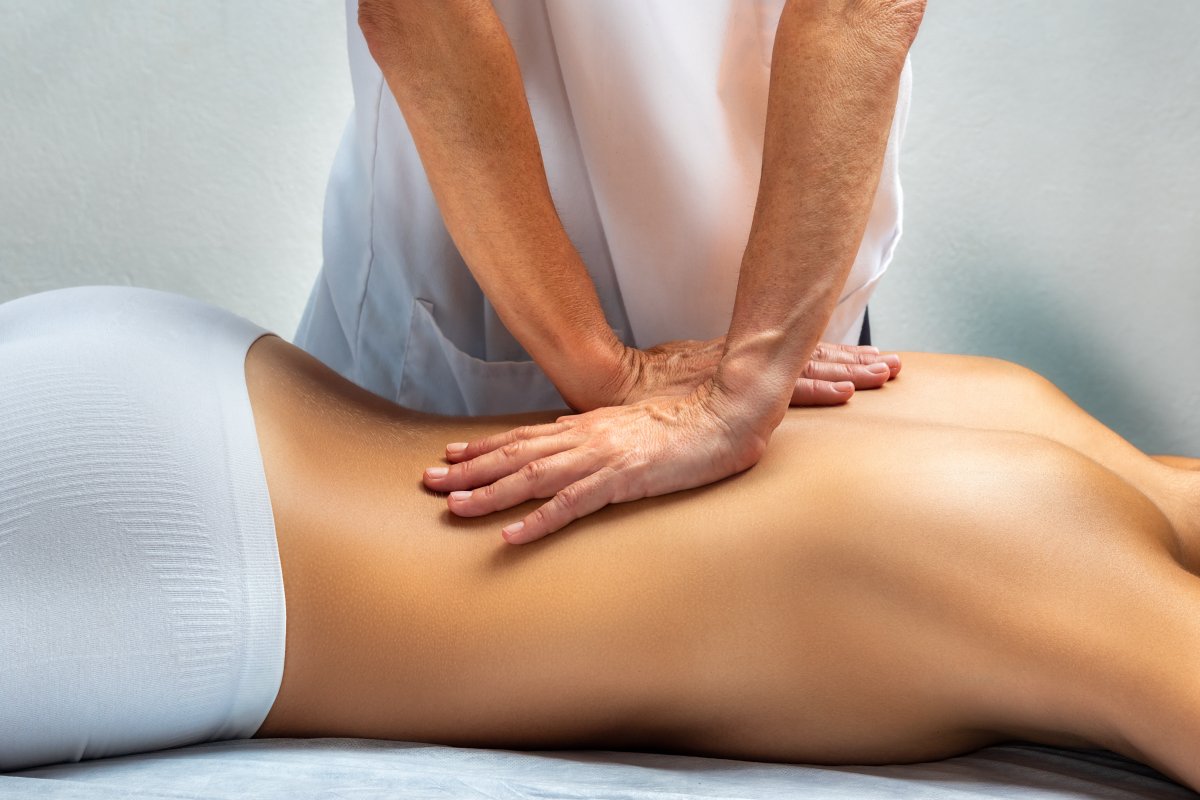 AdobeStock_293538209 manuelle Therapie Manuelle Therapie im Saneum 82377 Penzberg Holtschke